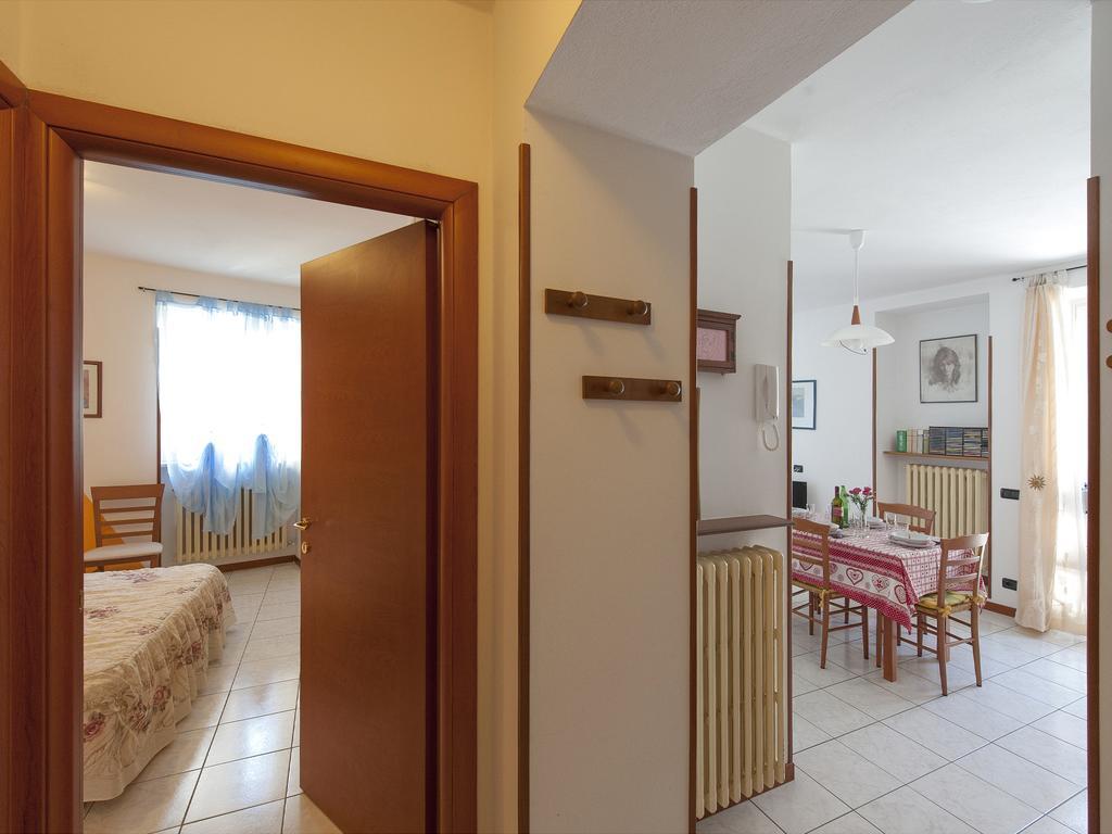 Sirena Vista Lago Стреза Стая снимка